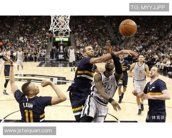 贝尔与姚明身高对比探讨篮球运动中的身高优势与影响 贝尔与姚明身高对比探讨篮球运动中的身高优势与影响