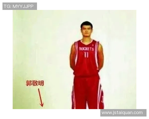 郭德刚与姚明的幽默碰撞:当相声大师遇上篮球巨星的精彩对话 郭德刚与姚明的幽默碰撞:当相声大师遇上篮球巨星的精彩对话