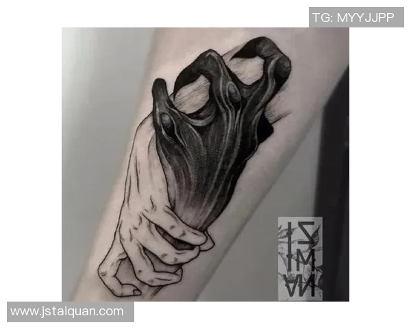 足球明星的纹身文化探讨及其背后的故事与意义