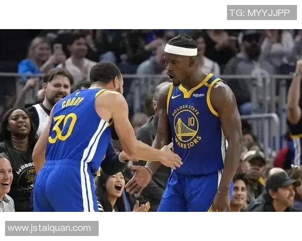 勇士队篮球明星的辉煌历程与NBA赛场上的传奇瞬间回顾 勇士队篮球明星的辉煌历程与NBA赛场上的传奇瞬间回顾